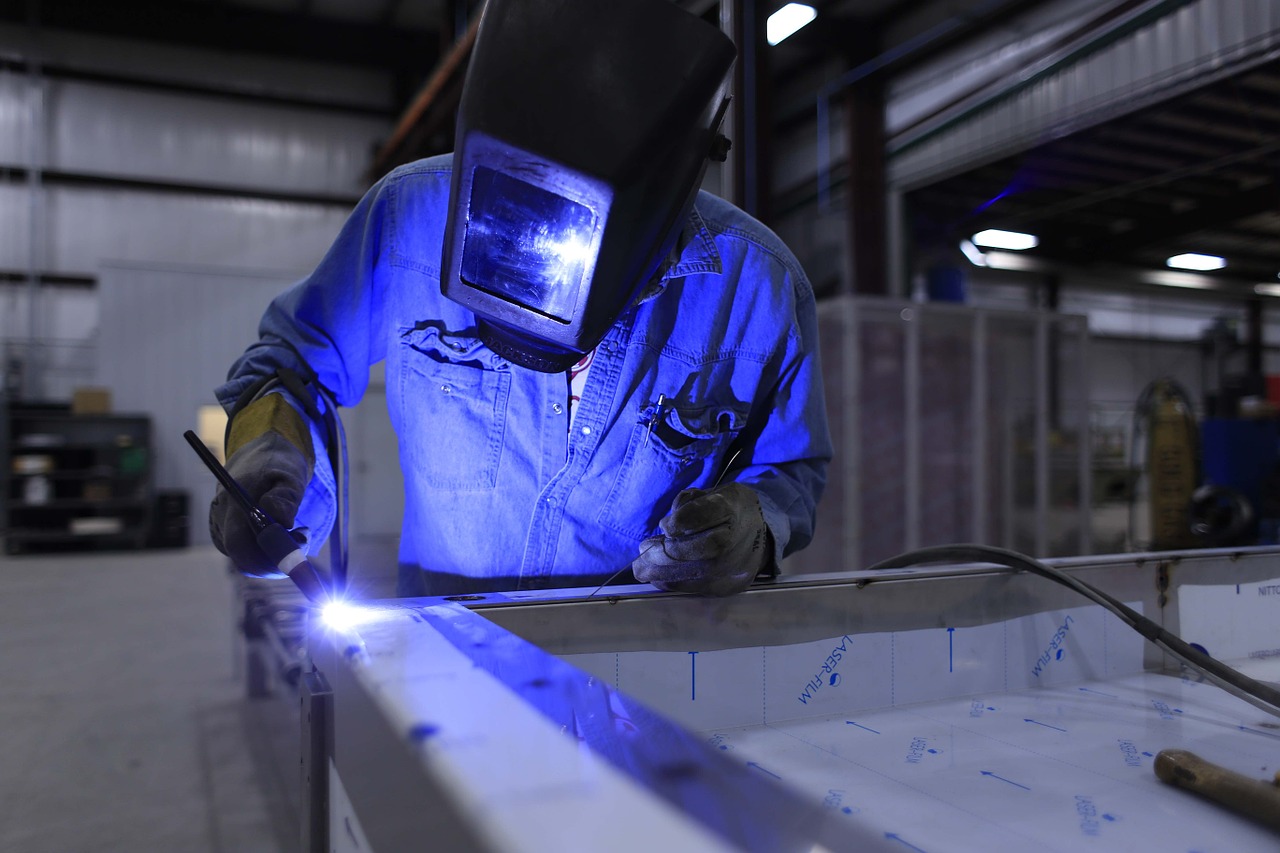 Why You Should Hire Professional Welding Services
